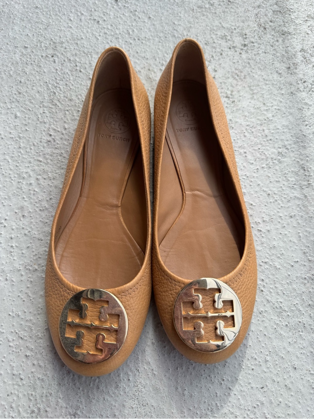 Tory Burch Reva Tan Leather Logo Ballet Flats